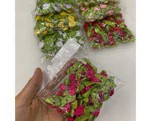 FLOR ROCOCO COM FOLHA 2.5 CM (PCT C/ 50 UN)