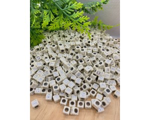 LETRAS SORTIDAS BRANCAS PCT COM 10 G